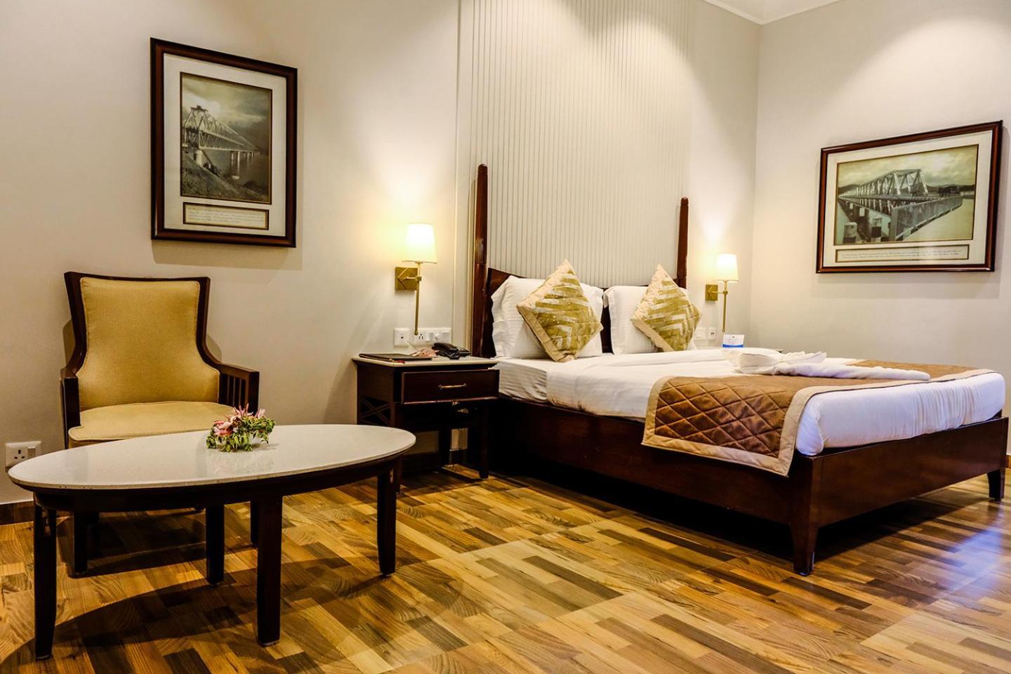 Chanakya Bnr Hotel Puri Eksteriør bilde