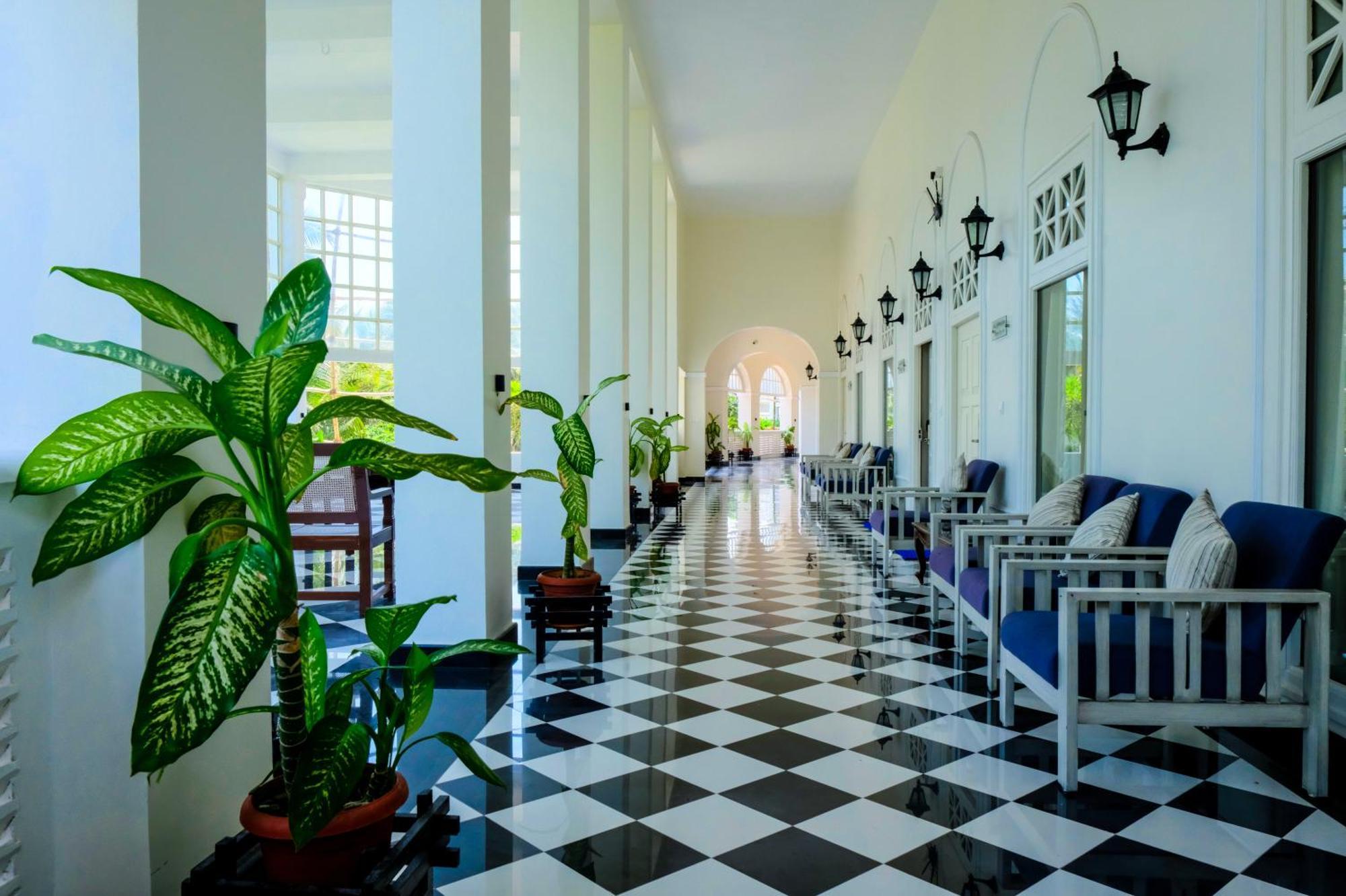 Chanakya Bnr Hotel Puri Eksteriør bilde